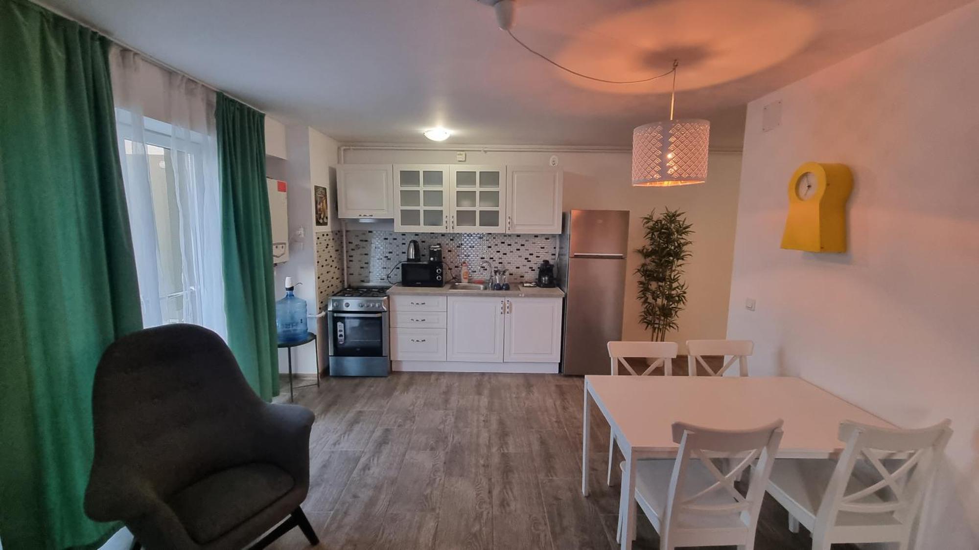 Airport Apartment