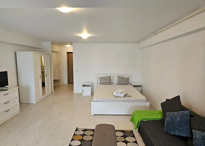 Airport Residence