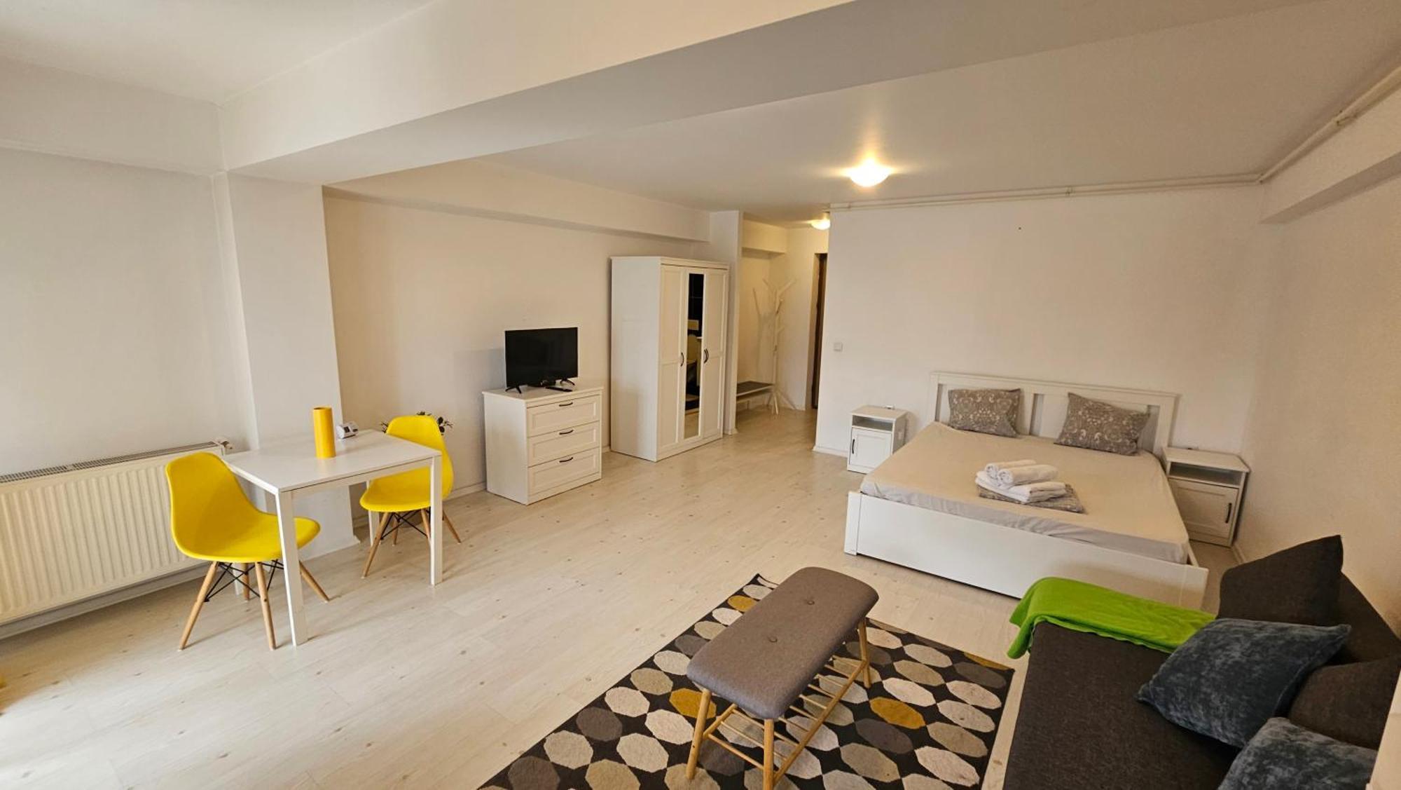 Airport Apartment
